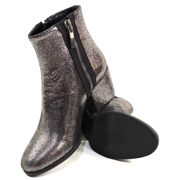 ROGAN 🇮🇹 WOMEN'S SOFT SILVER SUEDE COMFORT BOOTIE